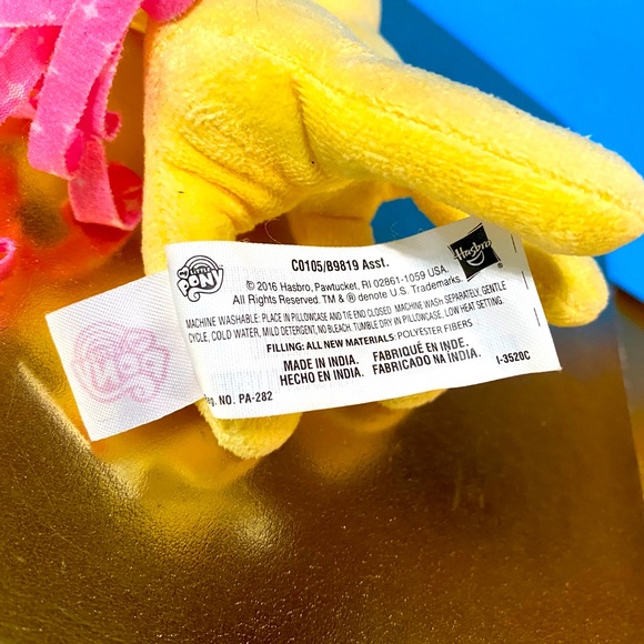 MY LITTLE PONY 2016 FLUTTERSHY FRIENDSHIP IS MAGIC PONY PLUSH PINK/STAR HAIR - Picture 14 of 14